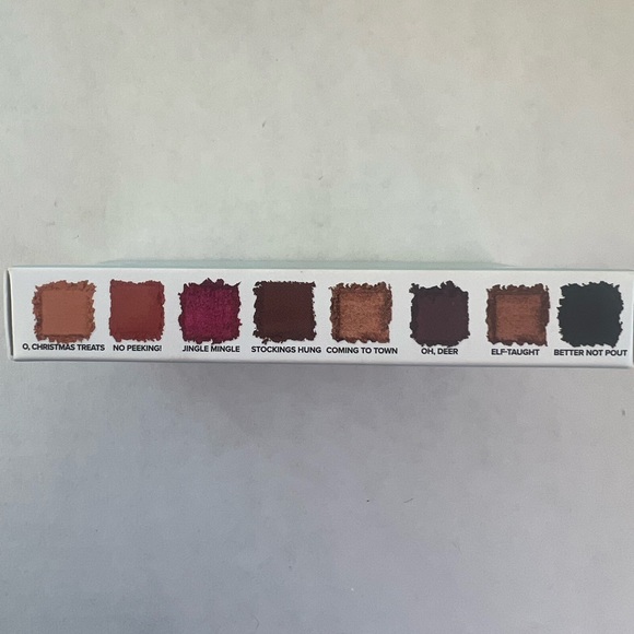 Too Faced Limited Edition Secret Santa Eye Shadow Palette - Picture 3 of 5